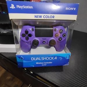 Like new electric purple ps4 controller